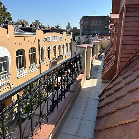 Apartment In Agmashenebeli Tbilisi Bagian luar foto